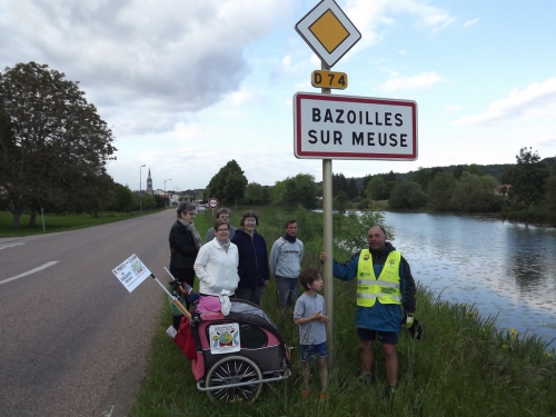 2 - Au bord de la Meuse la 26ème étape se termine.JPG